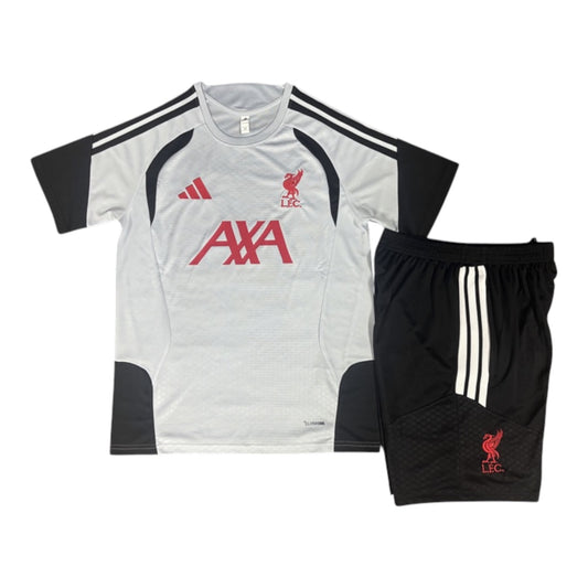 TUTA LIVERPOOL 2026/2027